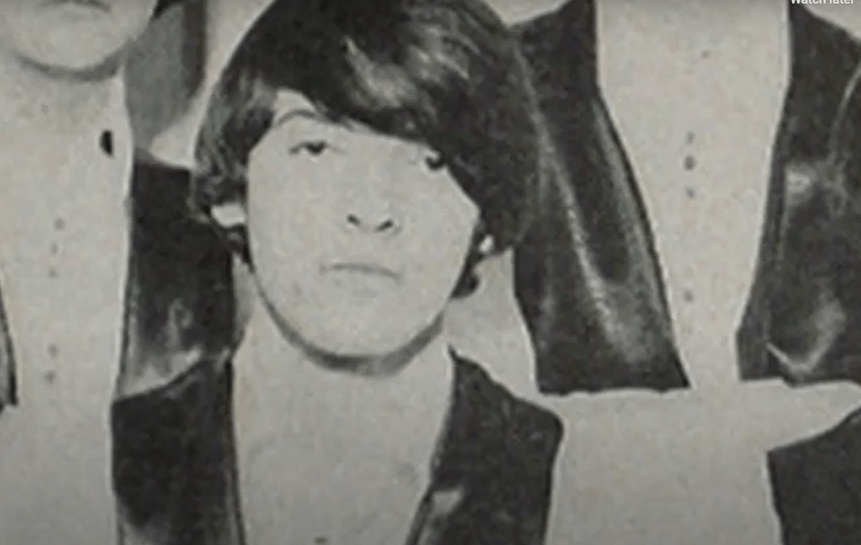 Screenshot 2024-10-30 071552 a close up of a person